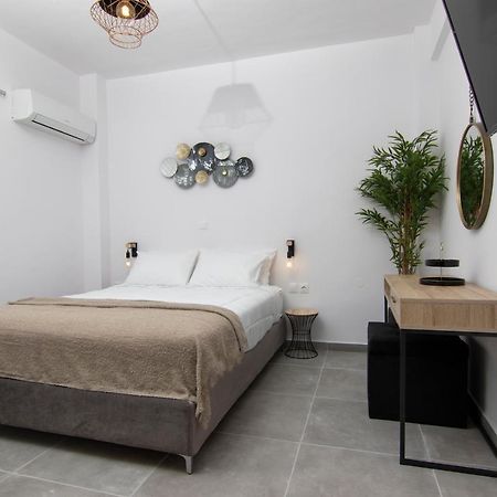 Luxury Apartment In The Center Rhodes City Buitenkant foto